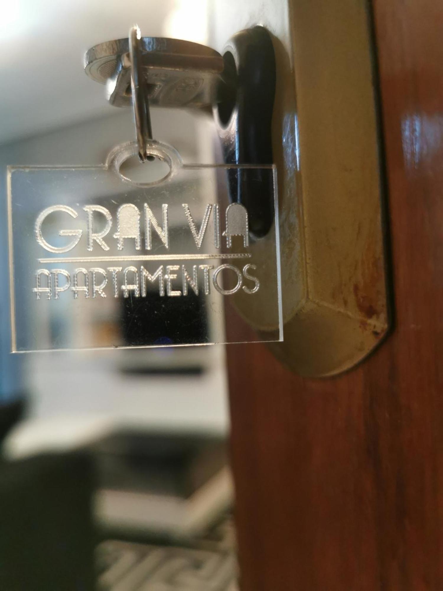 Apartamentos Gran Via 살라망카 외부 사진